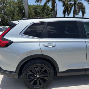 2024 Honda CR-V HYBRID SPORT TOURING photo 9