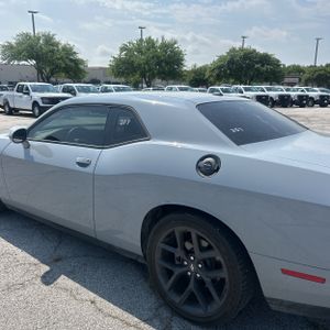 DODGE CHALLENGER R/T - 6