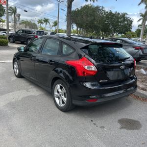 FORD FOCUS SE - 5