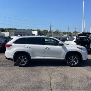 TOYOTA HIGHLANDER - 10