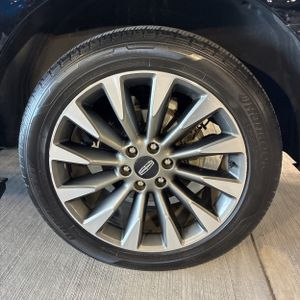 2020 Lincoln NAVIGATOR RESERVE — миниатюра 18