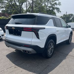 2024 Chevrolet TRAVERSE LT — фото 8