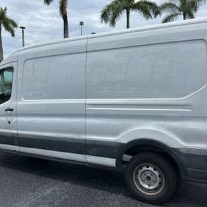 2019 FORD TRANSIT 150 — фото 6