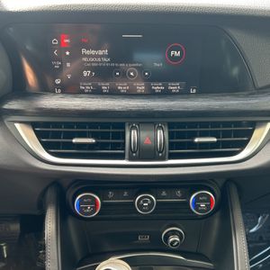 صورة 36 لـ 2021 ALFA Romeo STELVIO SPRINT
