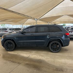 JEEP GRAND CHEROKEE ALTITUDE - 3