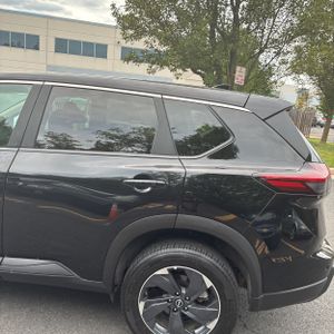 صورة 6 لـ 2025 Nissan ROGUE SV