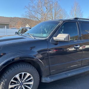 FORD EXPEDITION XLT - 2