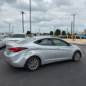 HYUNDAI ELANTRA SE - 8