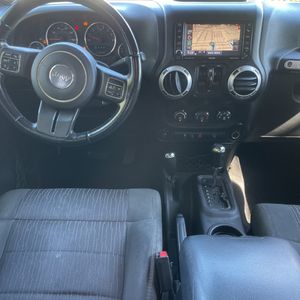 2011 JEEP WRANGLER UNLIMITED SAHARA — фото 36