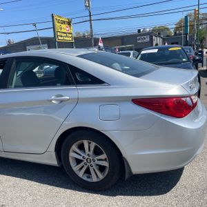 HYUNDAI SONATA GLS - 6