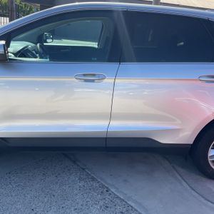 FORD EDGE SEL - 4