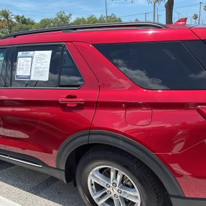 FORD EXPLORER XLT - 3