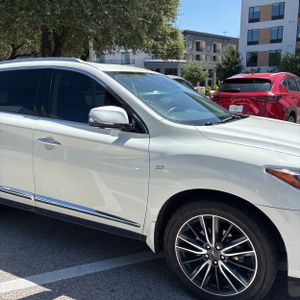 2020 Infiniti QX60 LUXE — миниатюра 11
