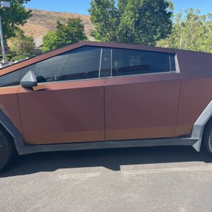 TESLA CYBERTRUCK BASE - 4