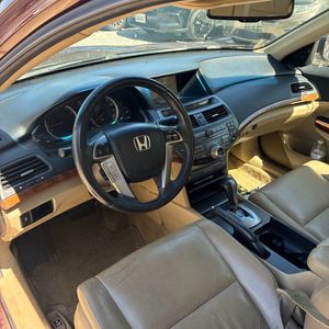 صورة 32 لـ 2011 Honda ACCORD EX-L