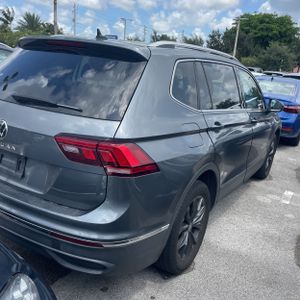 صورة 8 لـ 2024 Volkswagen TIGUAN SE