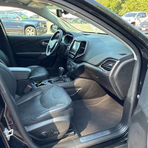 صورة مصغرة 33 لـ 2019 JEEP CHEROKEE LIMITED