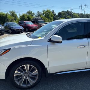 2017 Acura MDX SH-AWD W/TECH — фото 2