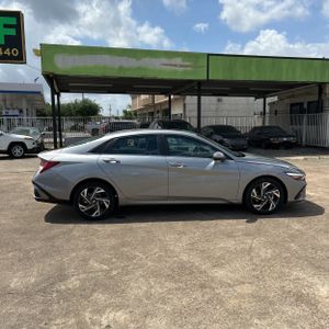 HYUNDAI ELANTRA SEL CONVENIENCE - 10