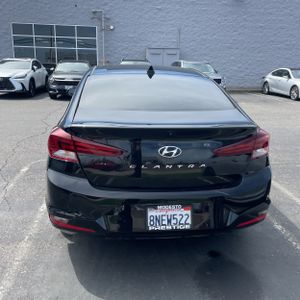 HYUNDAI ELANTRA SEL - 7