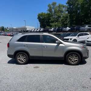 2014 KIA SORENTO LX photo 10