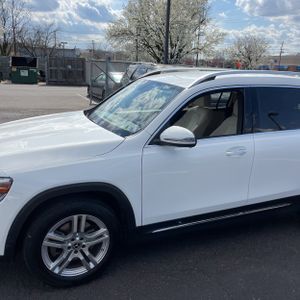 Mercedes-Benz GLB 250 4MATIC - 2