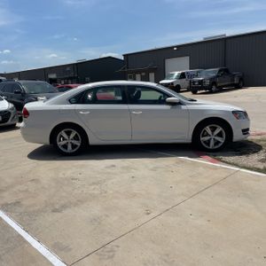 2013 Volkswagen PASSAT SE 照片 10