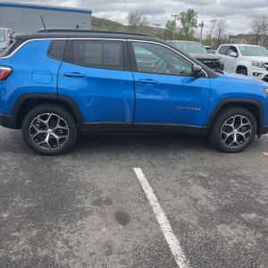 JEEP COMPASS LIMITED - 10