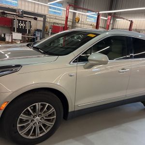 صورة 2 لـ 2017 Cadillac XT5 LUXURY