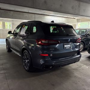 صورة 5 لـ 2022 BMW X5 XDRIVE45E