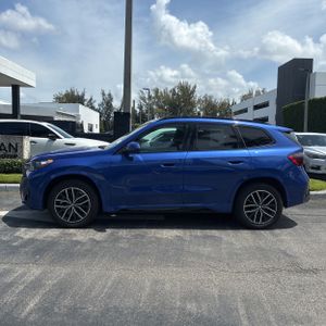 صورة 3 لـ 2025 BMW X1 XDRIVE28I