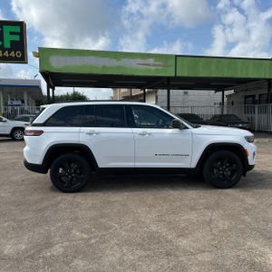 JEEP GRAND CHEROKEE ALTITUDE - 10