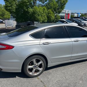 FORD FUSION SE - 9