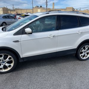 FORD ESCAPE TITANIUM - 4