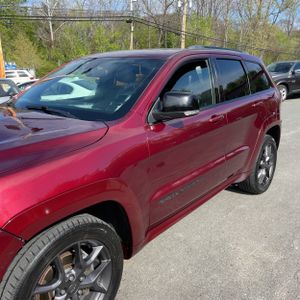 JEEP GRAND CHEROKEE LIMITED X - 2