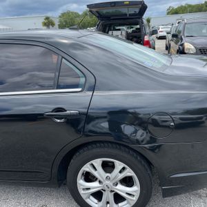 FORD FUSION SE - 6