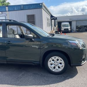 صورة مصغرة 13 لـ 2023 Subaru FORESTER BASE