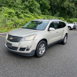 2017 Chevrolet TRAVERSE LT 照片 1