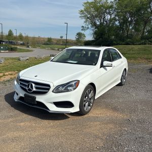 MERCEDES-BENZ E-CLASS - 1