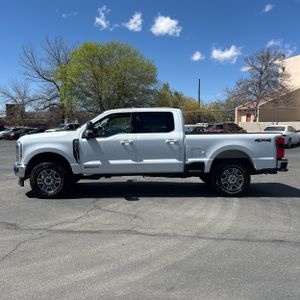 Ford F-250 Super Duty Lariat - 3