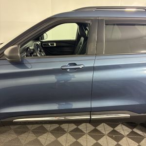 FORD EXPLORER XLT - 3