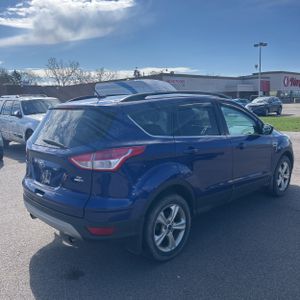 FORD ESCAPE SE - 8
