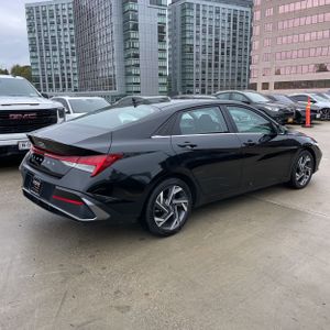 HYUNDAI ELANTRA SEL - 8