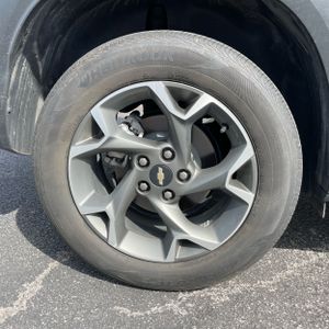 2025 Chevrolet TRAX LT — фото 19