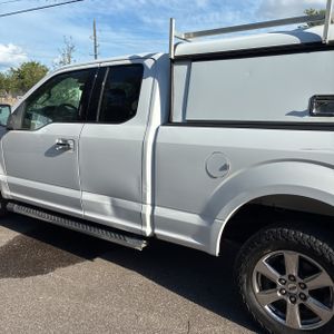 FORD F-150 XLT - 6