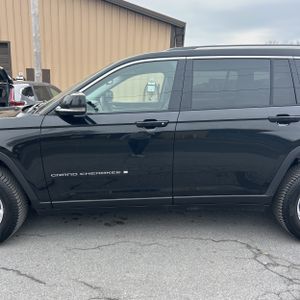 JEEP GRAND CHEROKEE L LIMITED - 4
