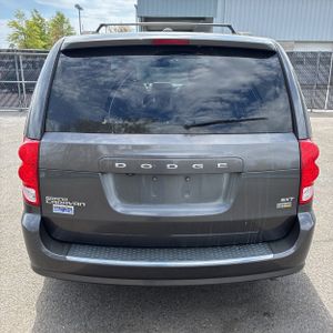 DODGE GRAND CARAVAN SXT - 7