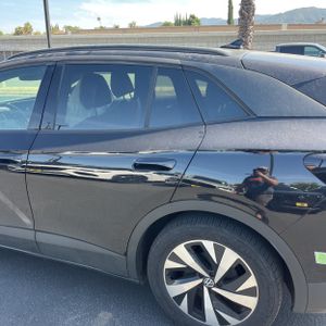 VOLKSWAGEN ID.4 PRO - 6