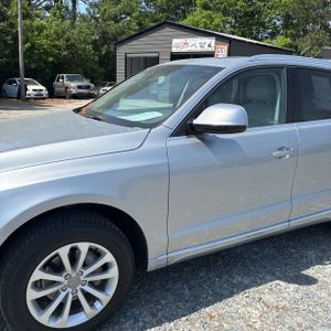 AUDI Q5 2.0T PREMIUM - 2