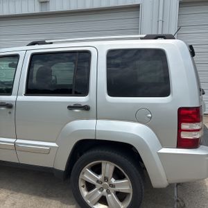JEEP LIBERTY - 6